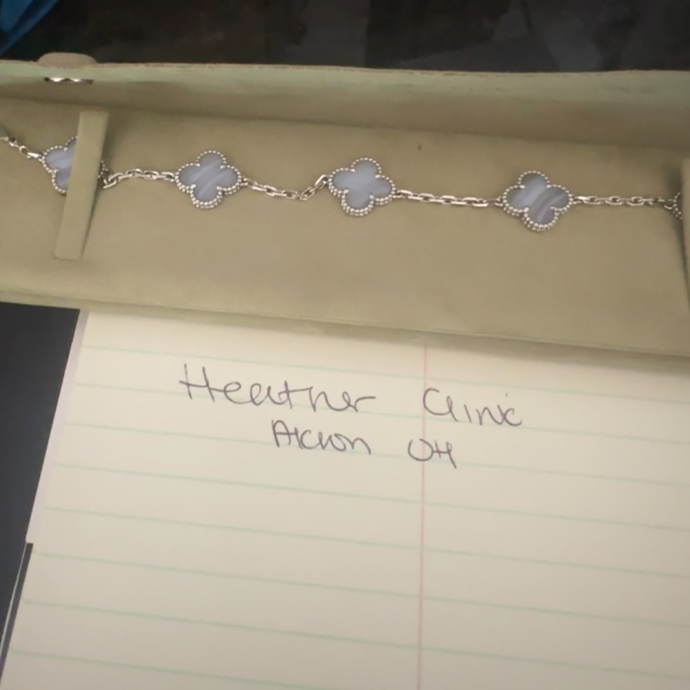 Van Cleef alhambra bracelet